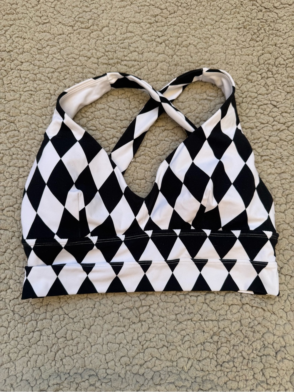 Buffbunny Alpha Black & White Diamond/Argyle print sports bra